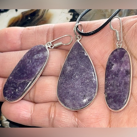 “The Peace Stone” Lepidolite Pendant & Earrings Set - Picture 7 of 17